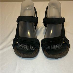 Teva Cork Wedge Strappy Buckle Black Sandals Women’s Size 9.5
